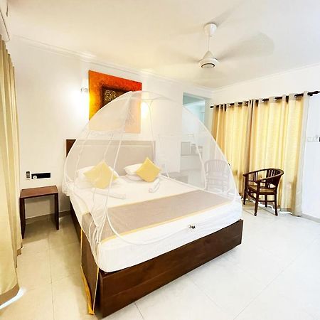 Dambulla Rock Arch Bed & Breakfast ภายนอก รูปภาพ