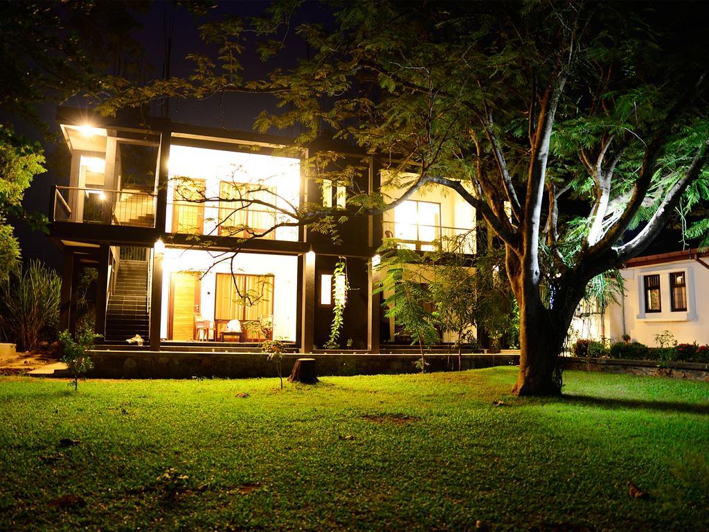 Dambulla Rock Arch Bed & Breakfast ภายนอก รูปภาพ