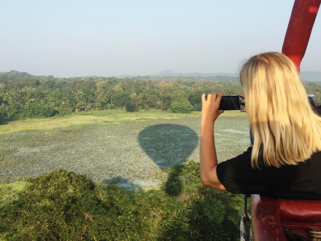 Dambulla Rock Arch Bed & Breakfast ภายนอก รูปภาพ